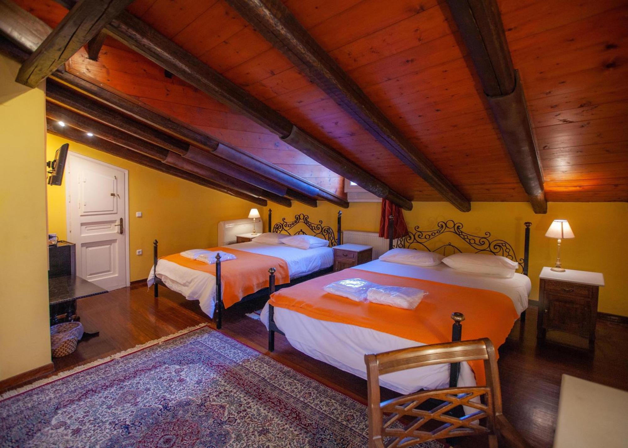 Byron Traditional Hotel 나플리오 객실 사진
